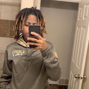 Meet your Posher, Jayy